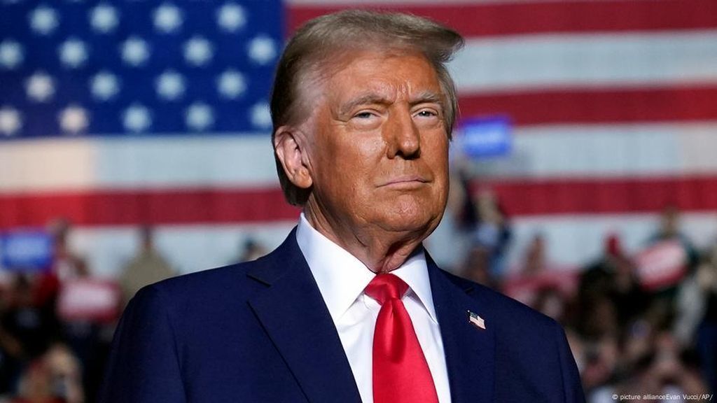 Eropa Bersiap Melancarkan Serangan Balik atas Tarif Impor Baja 50% yang Ditetapkan Trump